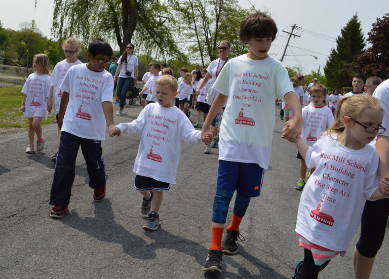 Red Mill Donates 1,300 to Veteran Support Group East Greenbush CSD