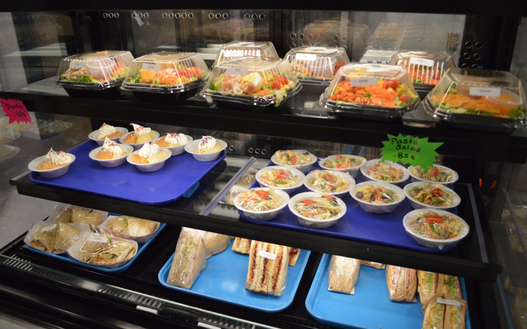 School Cafeterias Affected by Chain Supply Issues