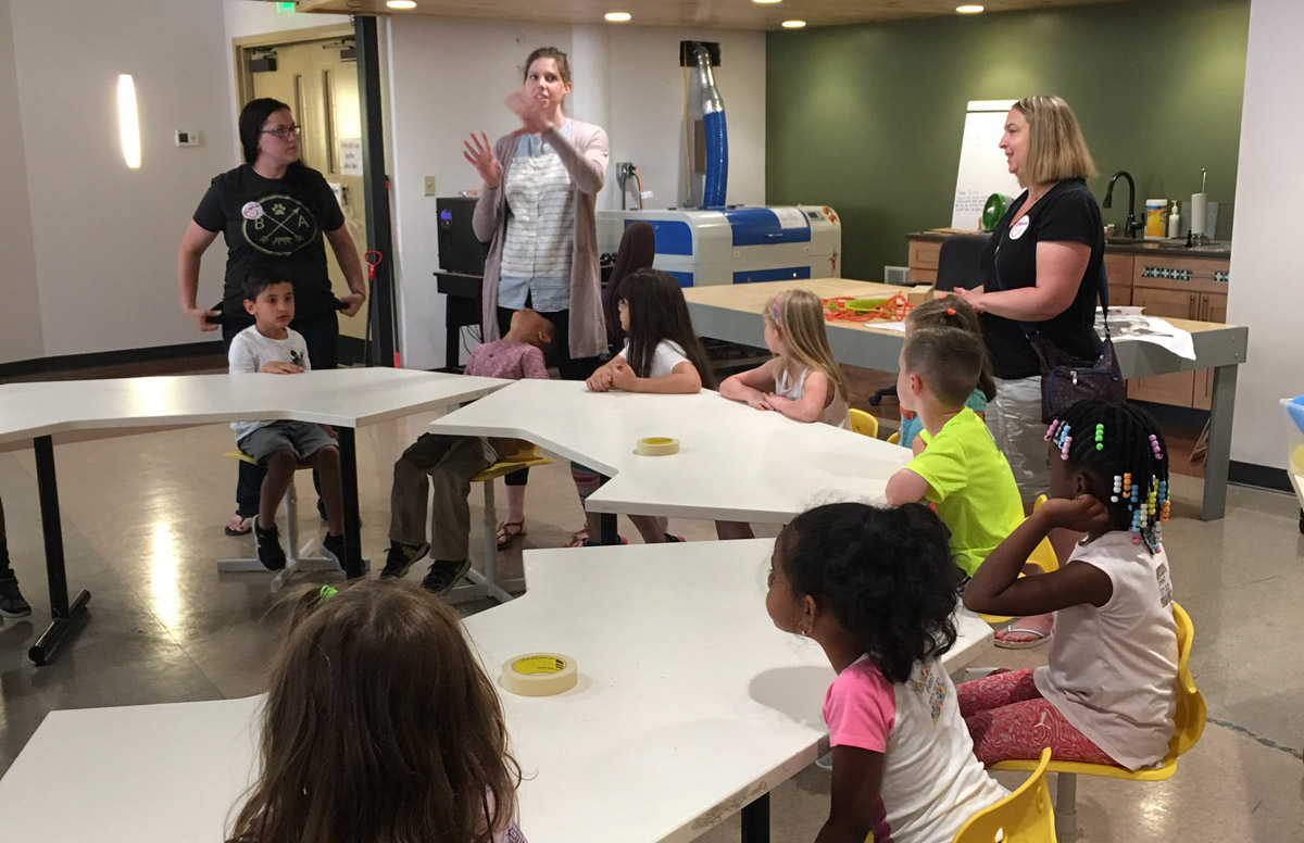 Genet kindergarten students at Center of Gravity