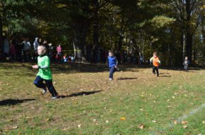 Students running in annual Pumpkin Race