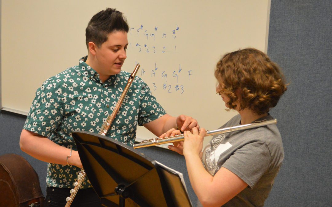 Guest Musicians Lead Workshops at Columbia and Goff