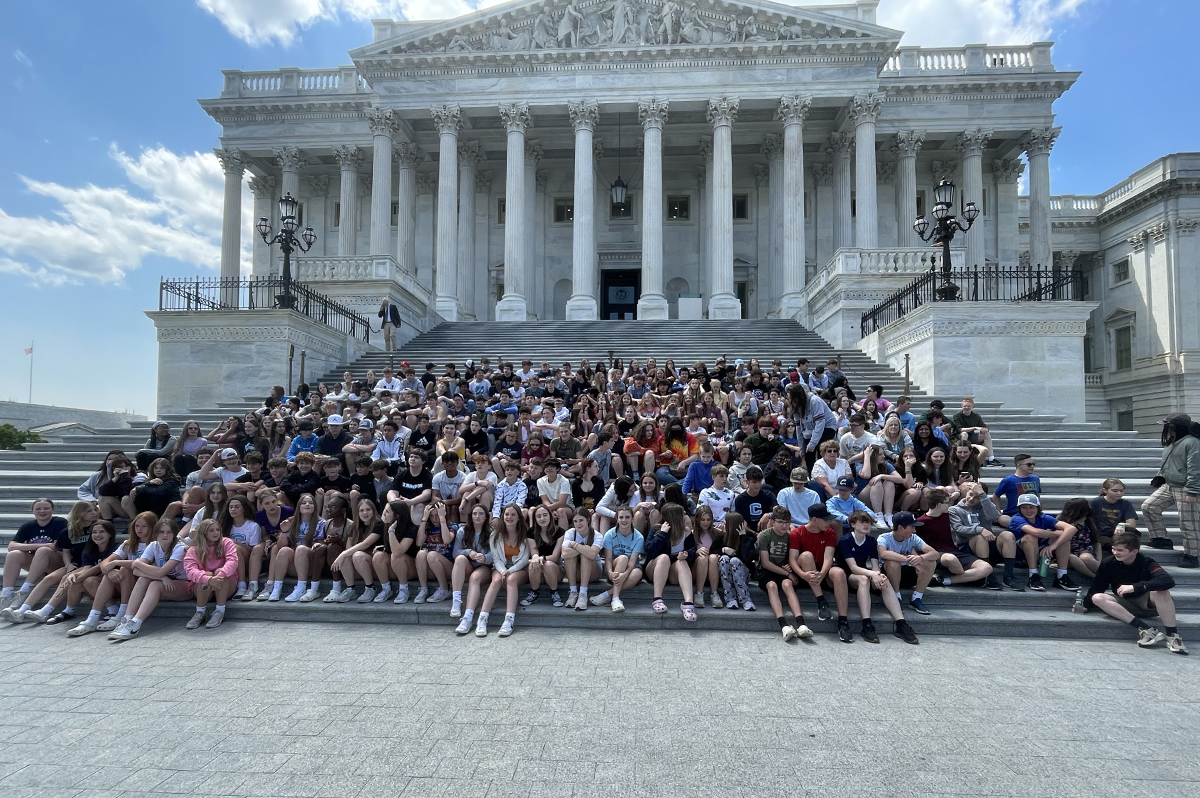 Goff 8th grade students at the U.S. Capitol