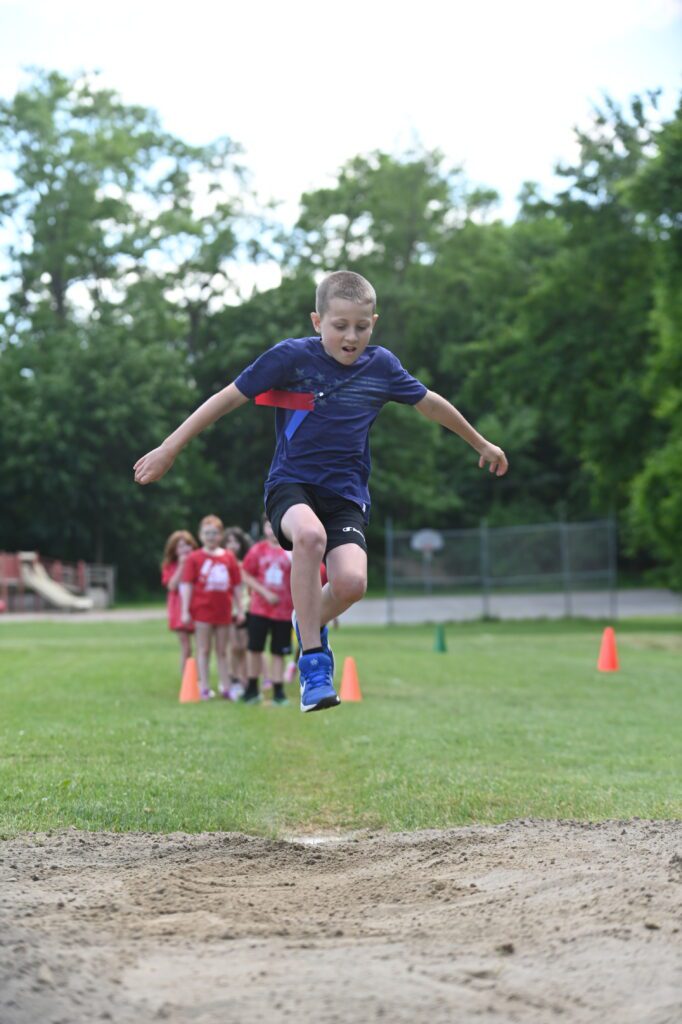 Students competing at Red Mill Field Day