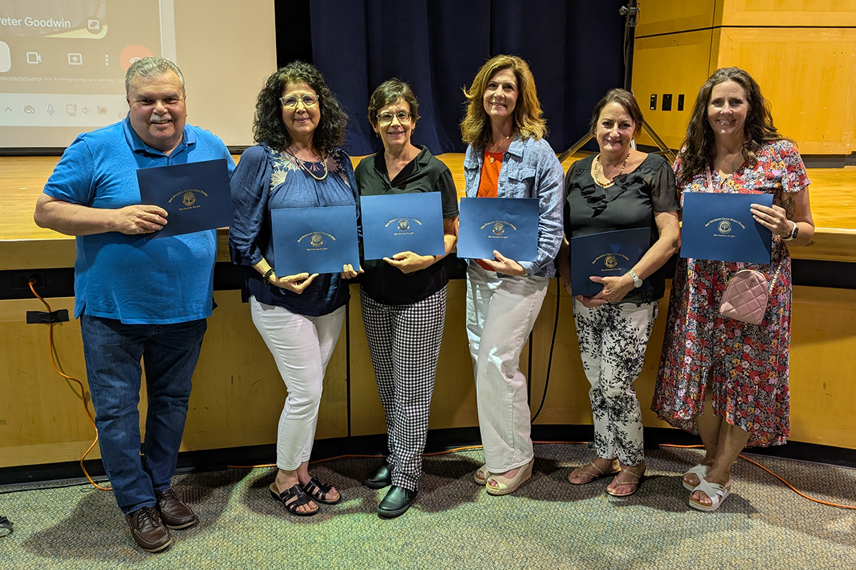 2024-25 Retirees group photo