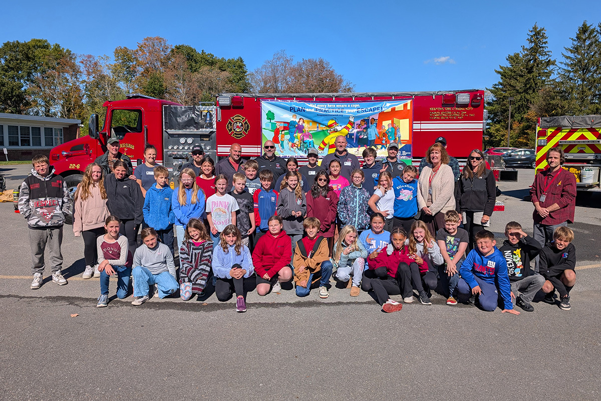 DPS students with firefighters