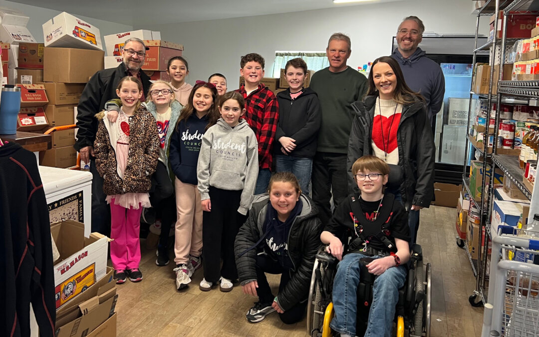 Green Meadow Donates 2,600 Canned Goods to CoNSERNS-U Food Pantry